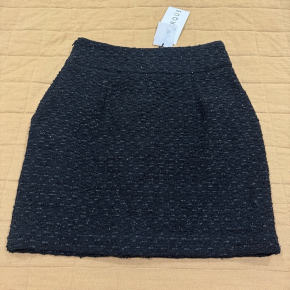 NWT Uterque Tweed Mini Skirt Gold Buttons Size Small - Picture 9 of 9